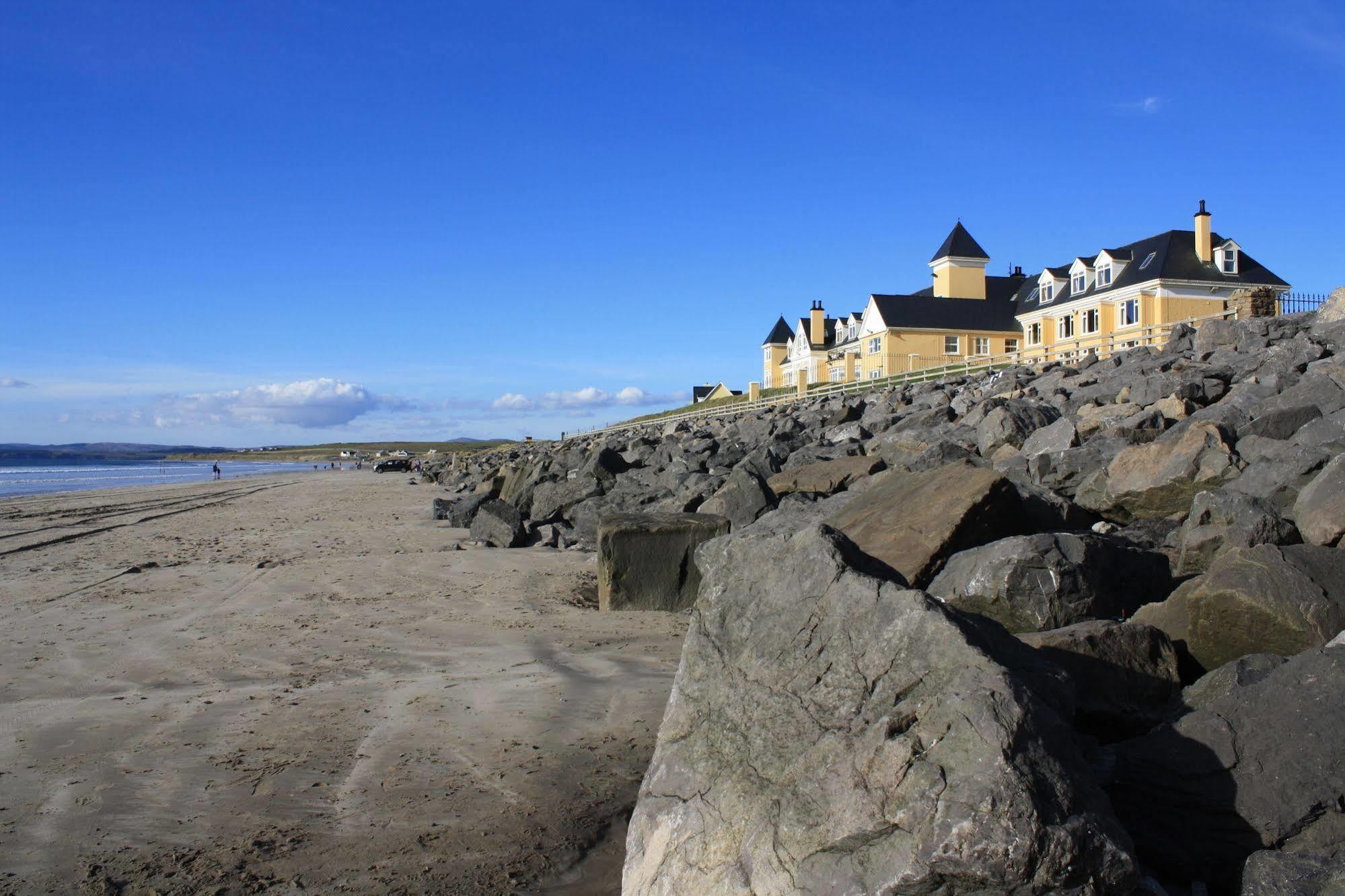 Sandhouse
